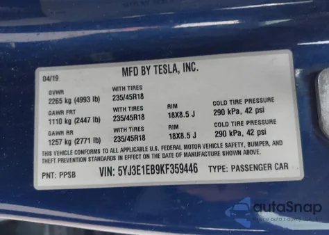 2019 Tesla Model 3 Long Range/Performance z USA, uszkodzony, nr VIN 5YJ3E1EB9KF359446